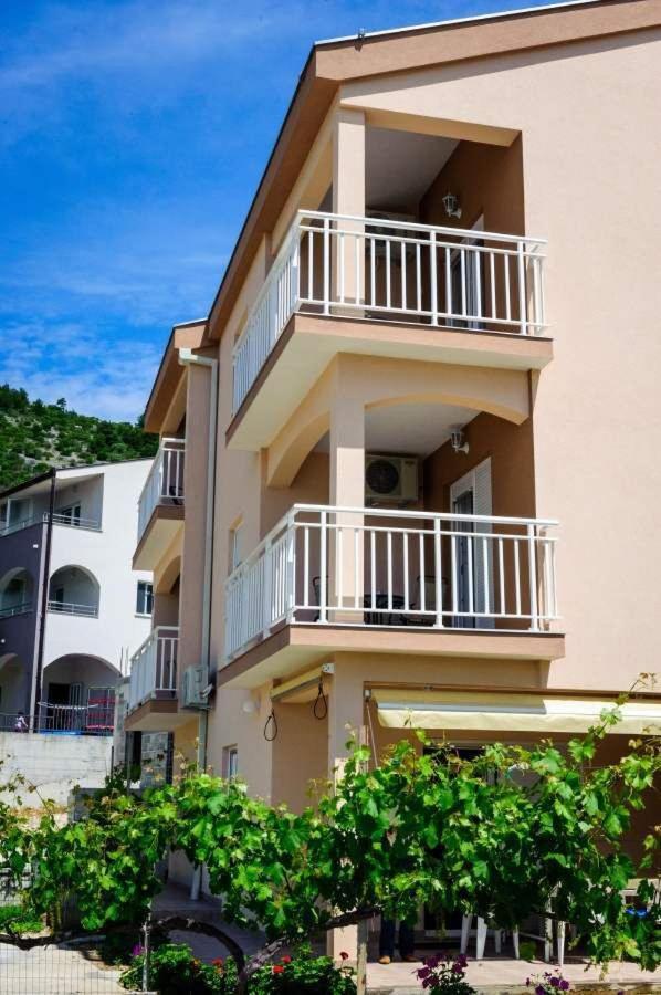 Apartments Ljuba Дуба Экстерьер фото